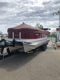 2019 Manitou AURORA 220 ANGLER TRIPLE 140HP BUNK TRAI