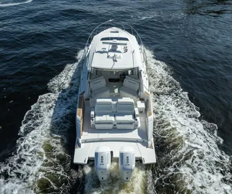 2022 Tiara Yachts 43 LE