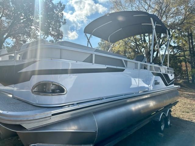2023 Tahoe Pontoon 23' Sport QL SPP Tri-toon