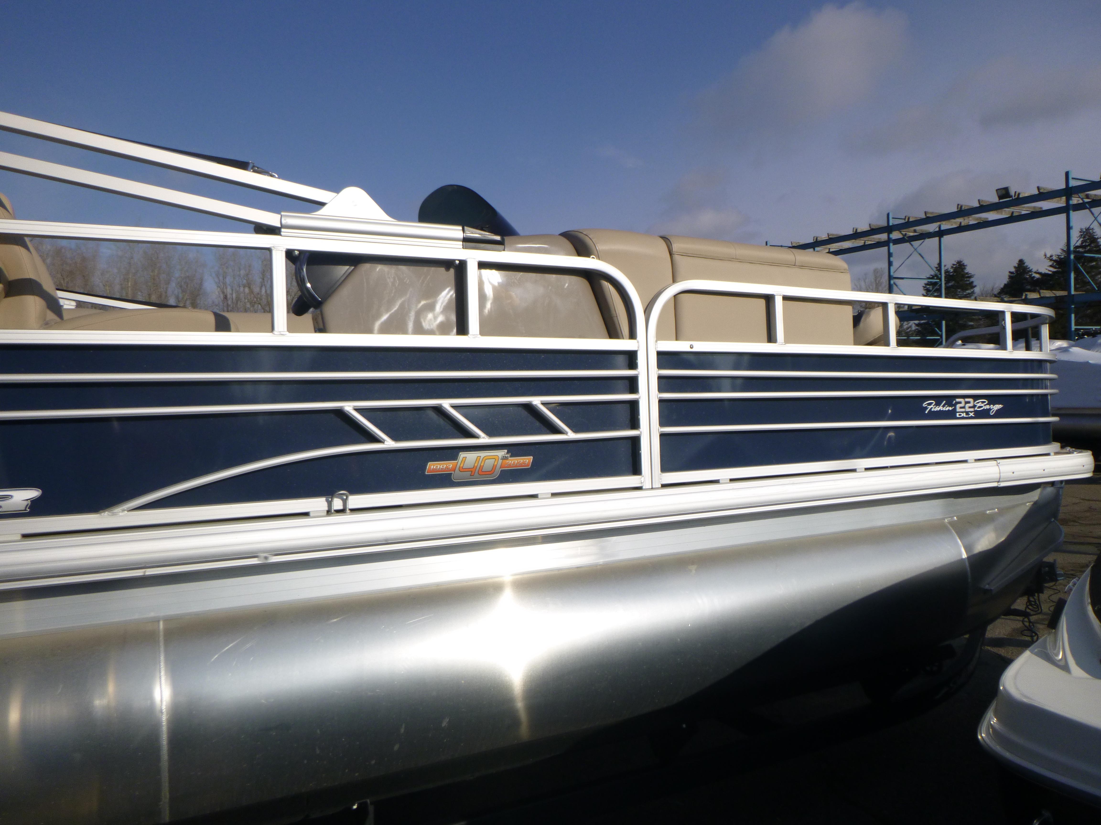 New 2023 Sun Tracker Fishin' Barge 22 DLX, 48821 Lansing - Boat Trader