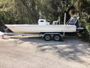 2003 Scout Bayscout 240