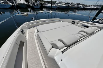 2020 Sea Ray 320 Sundancer OB