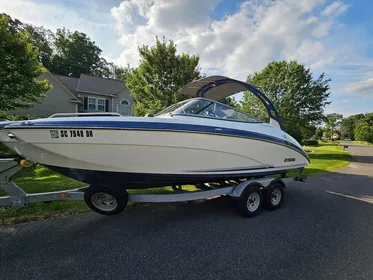 2018 Yamaha Boats 242 Limited S