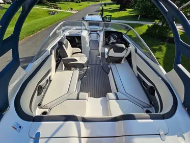 2018 Yamaha Boats 242 Limited S