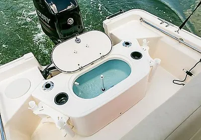 2025 Boston Whaler 150 Montauk