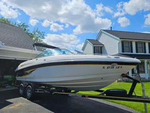 2001 Chaparral 230 SSi