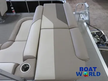 2024 Tahoe Sport 2385 Cruise Pontoon & Honda 4-Stroke EFI