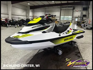 2016 Sea-Doo Waverunner RXT