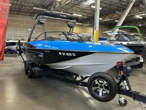 2014 Malibu Wakesetter 23 LSV