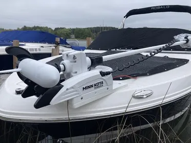 2020 Robalo R207