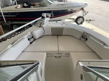 2020 Robalo R207