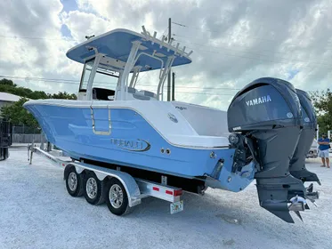 2022 Robalo R302