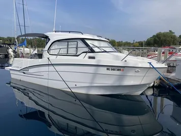 2023 Beneteau Antares 8