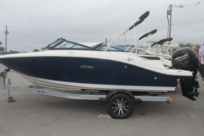 2023 Sea Ray SPX 190 OB