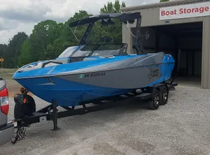 2018 Axis T23 Wake Research