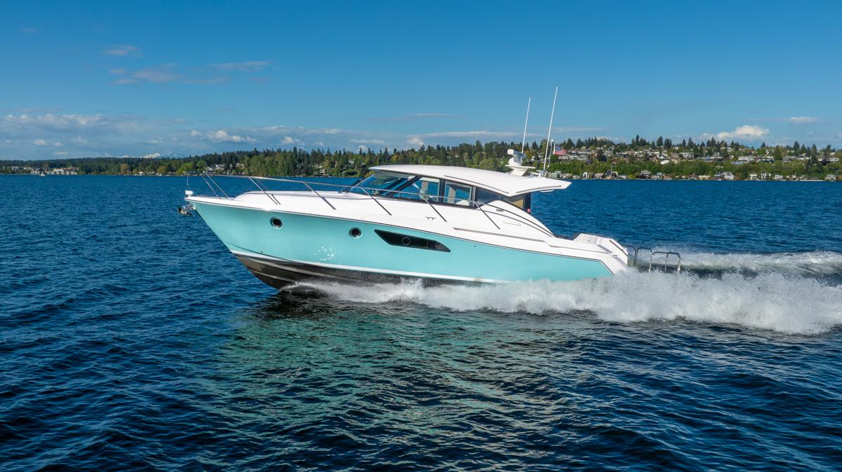 2023 Tiara Yachts 44 Coupe