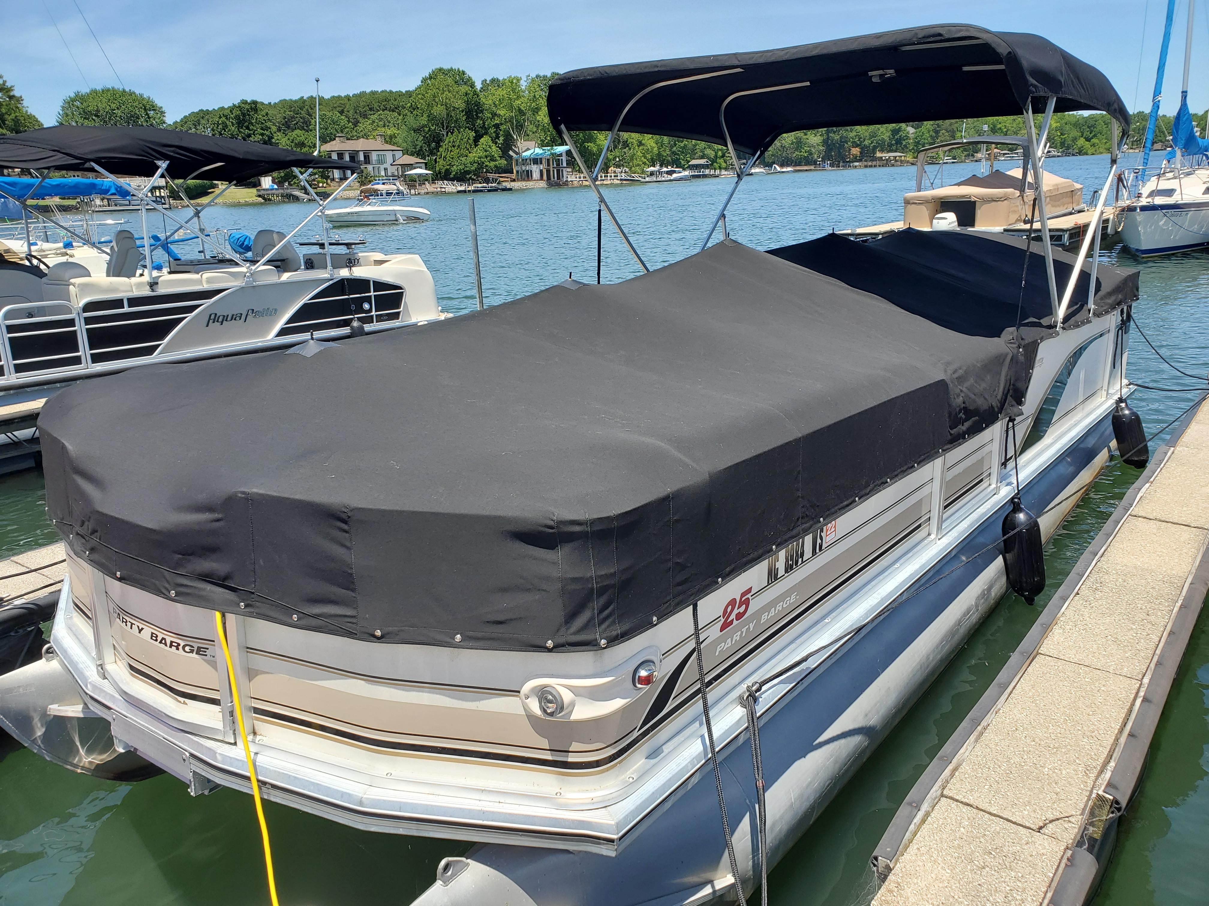 2001 Sun Tracker PARTY BARGE 25 Regency Edition