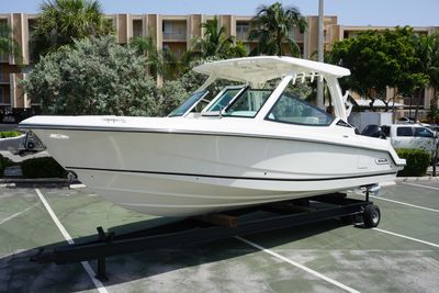 2023 Boston Whaler 280 Vantage