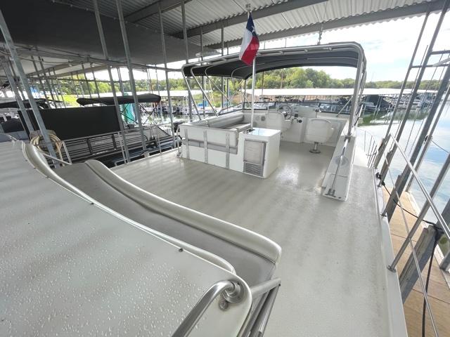 Upper Deck, Seating