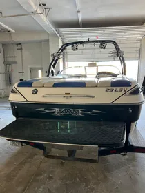 2005 Malibu Wakesetter LSV