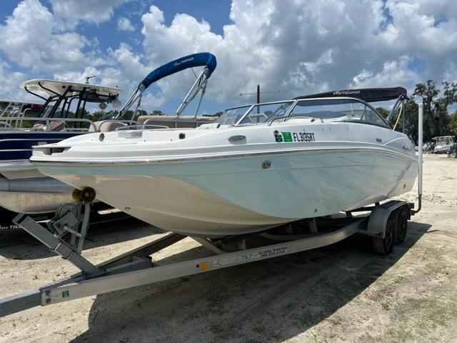 2019 Hurricane SunDeck 217 OB