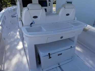 2017 Everglades 295 Center Console