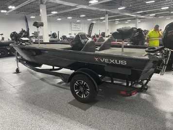 2024 Vexus AVX1880