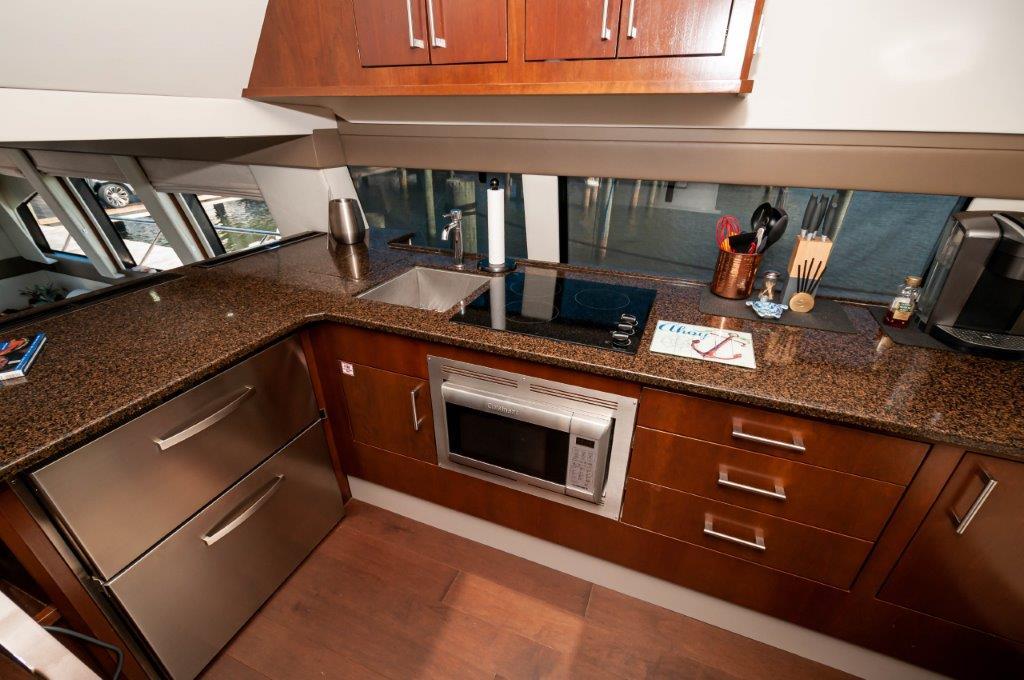 2013 Carver 54 Voyager  IN THE MOMENT  Galley 4