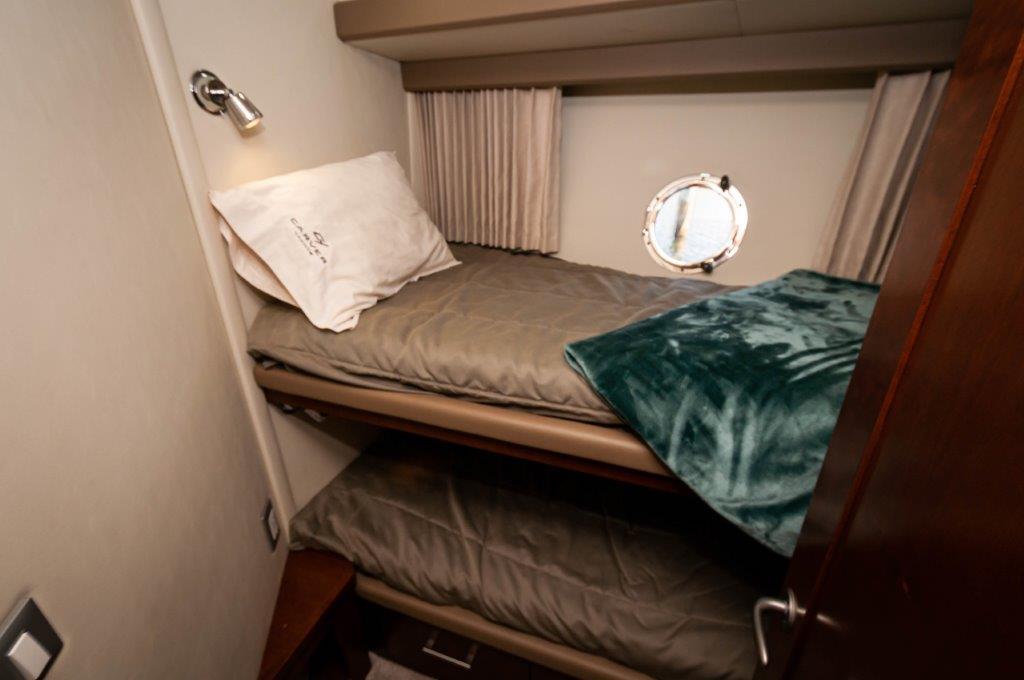 2013 Carver 54 Voyager  IN THE MOMENT  Bunk Room
